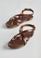  Everyday Nonchalance Sandal In Brown In 6