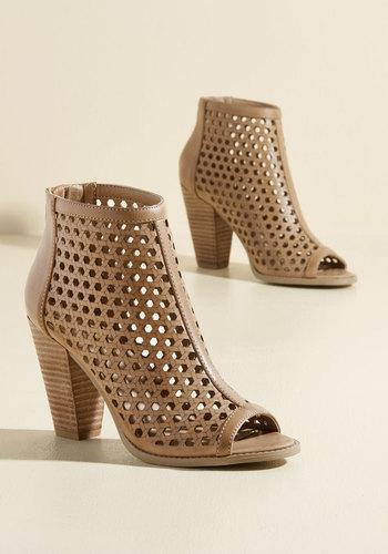  Cane To Me In A Dream Bootie In Toffee In 8.5