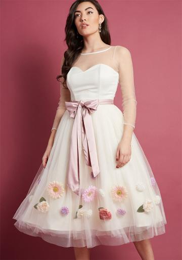 Collectif Collectif Fondness Blossoms Fit And Flare Dress In Ivory In 10 (uk)