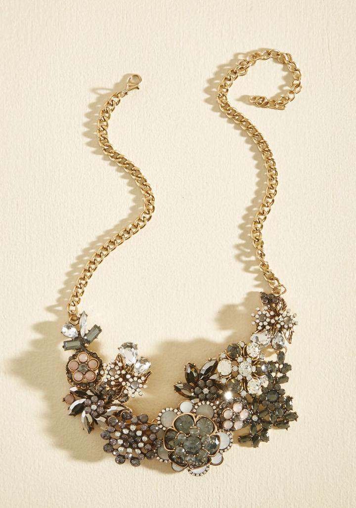 Modcloth Vow To Wow Necklace In Mist