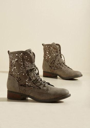  Up Crochet And Personal Boot In 7.5