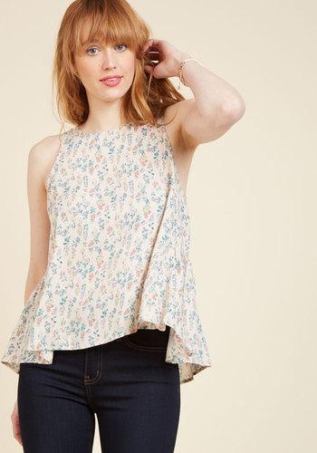  Play Me A Petunia Sleeveless Top In L