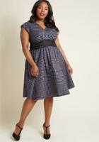 Retrolicious Pretty On The Park Bench A-line Dress In Dots In M