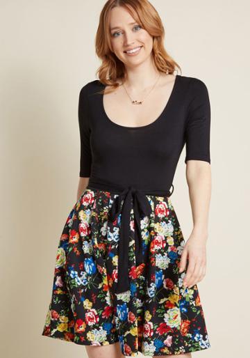 Modcloth In The Very Near Twofer Floral Dress In Black In 1x