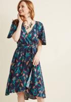 Modcloth Romantic Renewal Midi Dress In Navy Floral In Xl