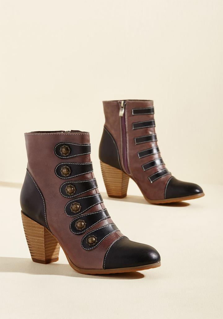 Modcloth Victorian De Force Leather Boot In 37