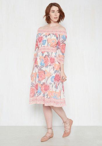  Peeks And Valleys Floral Dress In S