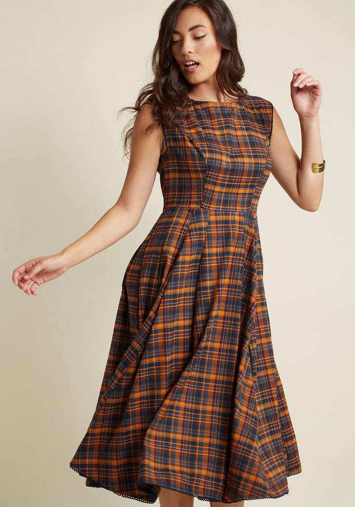 Modcloth Intriguing, Always A-line Midi Dress In Harvest Plaid In Xxl