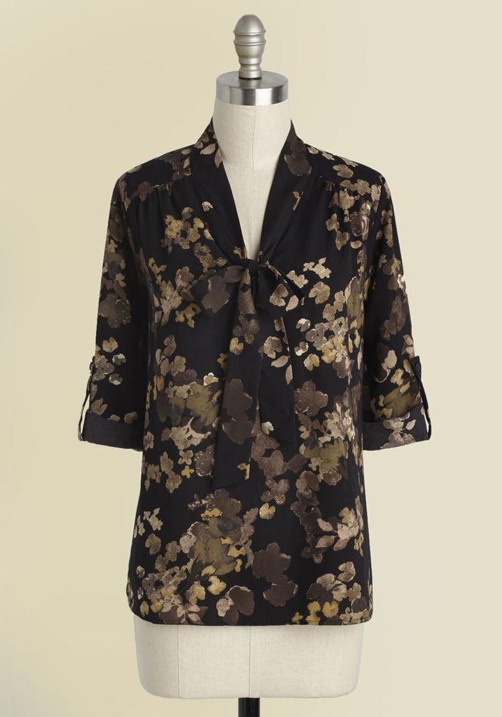  Careerist And Dearest Floral Top In Earth Tones In 2x