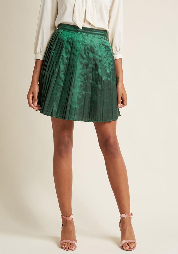 Modcloth Pleated Party Skirt In Emerald In Xs