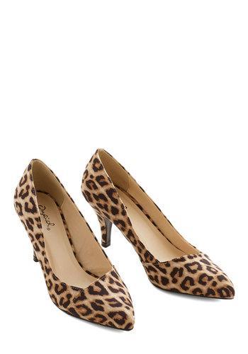 East Lion Corp./qupid Enthrall In A Day's Work Heel In Leopard
