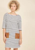  Valued Vlogger T-shirt Dress In L