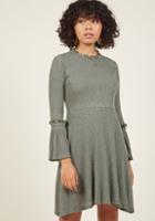 Modcloth Trumpet-sleeve Ease Knit A-line Dress In M