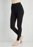  Simple And Sleek Leggings In Black - High-waisted In M/l