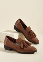 Modcloth Doin' It Well Suede Loafer In 42