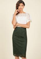  Flirt Around The Issue Pencil Skirt In Forest In M