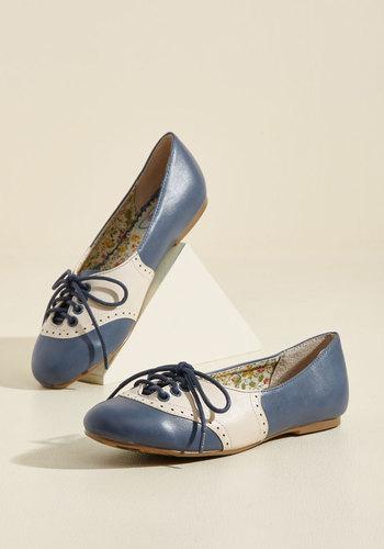  Study Buddies Oxford Flat In Navy In 9