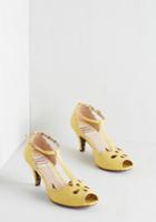 Bettiepageshoes Likewise Decision Heel In Yellow