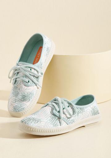  Of The Sporty Sort Flat In Palms In 6