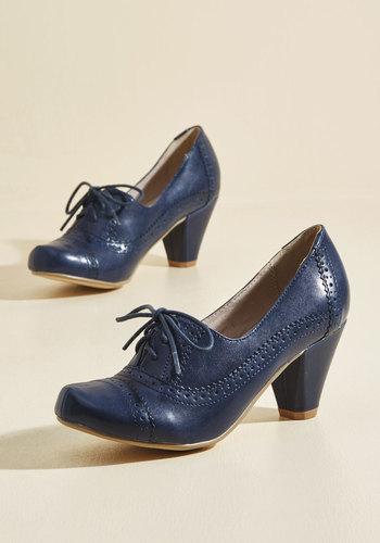  Rhythm And Views Oxford Heel In 37
