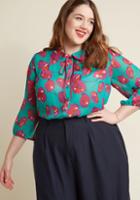 Modcloth Sheer Button-up Tie-neck Top In Jade Florals In 4x