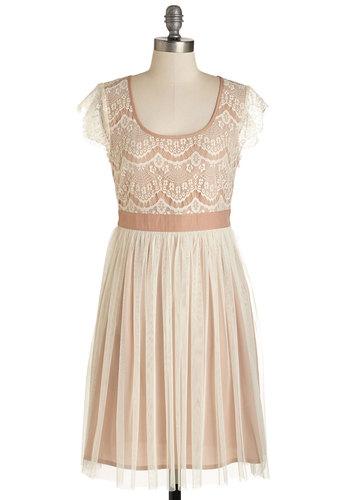 Areve From Head To Chateau Dress