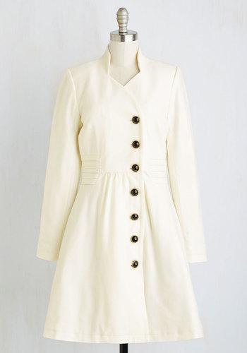 Eastconceptfashionltd Outdoor Orchestra Coat In Ivory