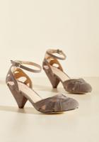  Currant Scones Heel In Stone In 5.5