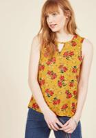  All For A Good Cosmopolitan Tank Top In Mustard Floral In Xxs