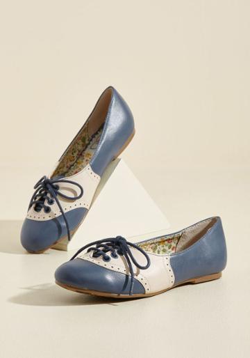 Bettiepage Study Buddies Oxford Flat In Navy