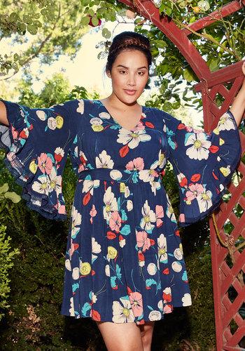  Through The Bluebells Floral Dress In Retro Blossom In Xxs