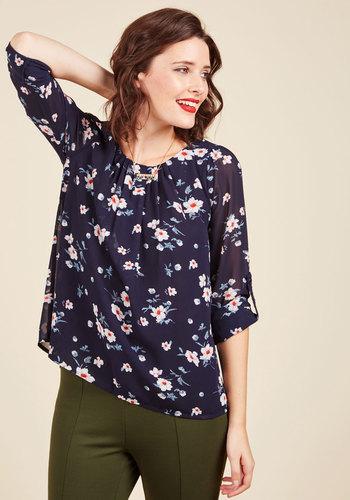  Fleurs, Of Course Floral Top In S
