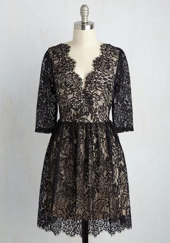  Local Vocalist Lace Dress In M