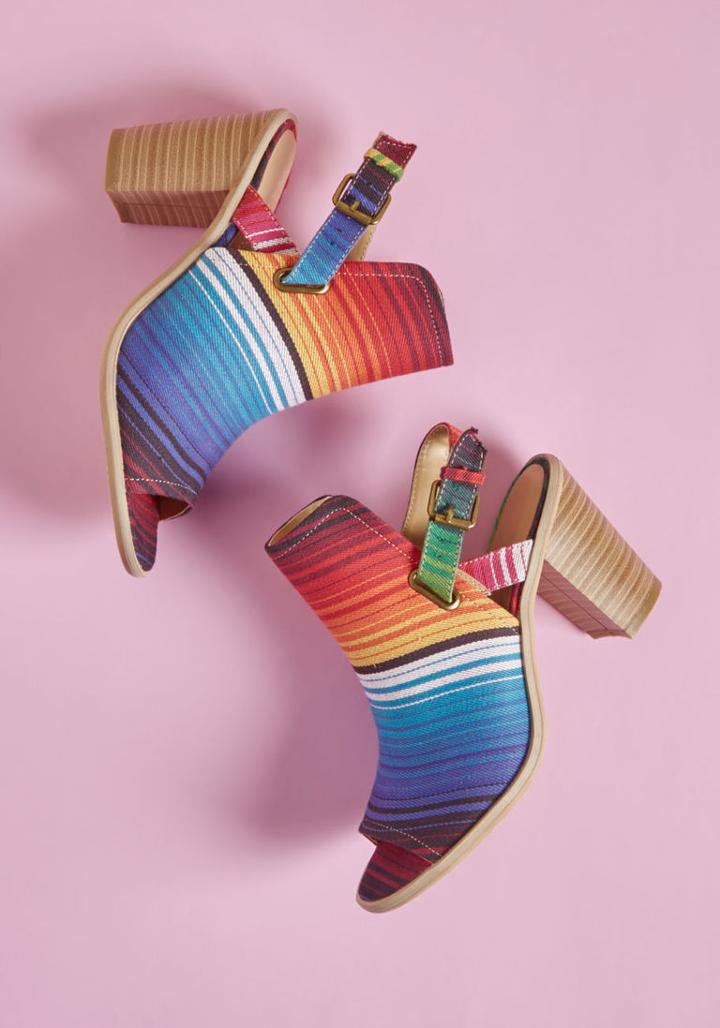 Modcloth Charisma Encouraged Ankle Bootie In 9