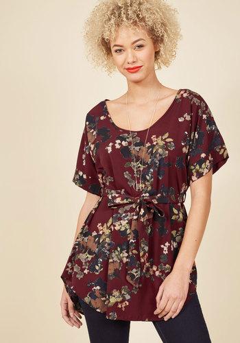  Medium Format Memory Floral Tunic In Burgundy In 2x