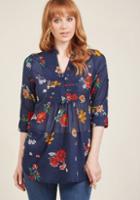 Modcloth Back Road Ramble Top In Navy Floral In 4x