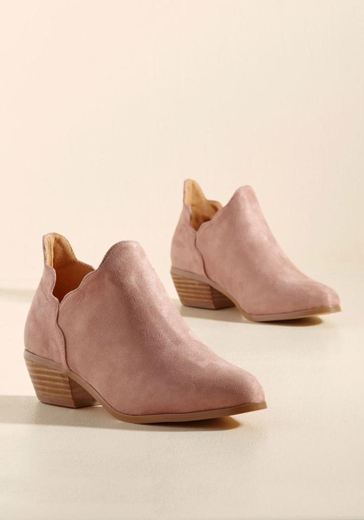  Lookin' So Wavy In Love Vegan Bootie In 7