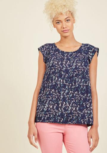 Modcloth Star Of The Seminar Top In Horses In 4x
