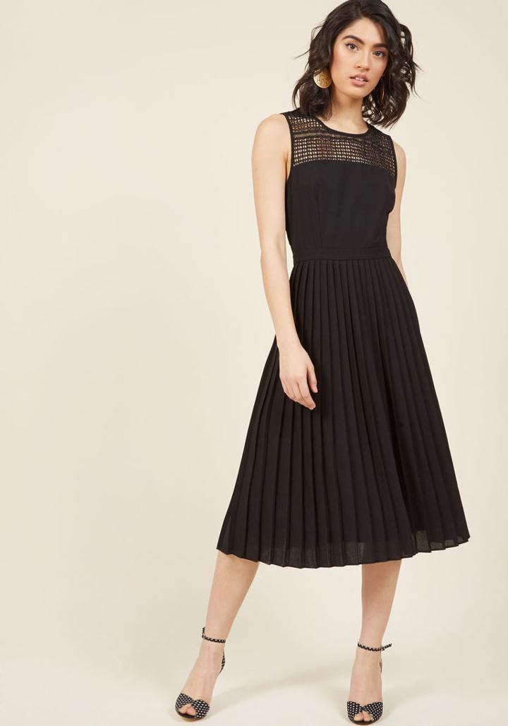  Refreshingly Fetching Midi Dress In Noir In L
