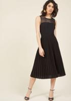  Refreshingly Fetching Midi Dress In Noir In L