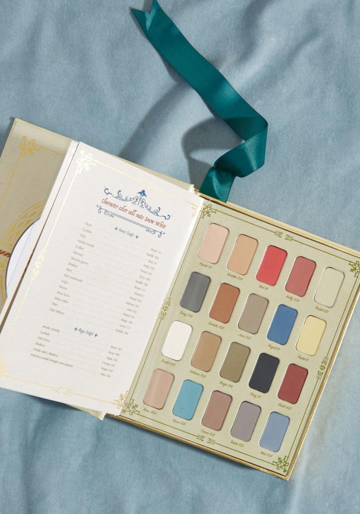 Besamecosmetics Besame Storybook Smile Eyeshadow Palette