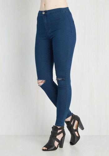 Glamorous Sojourn To Soho Pants In Mid Wash