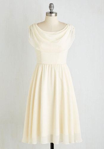 Eastconceptfashionltd Pas De Bourre A Day Dress In Ivory