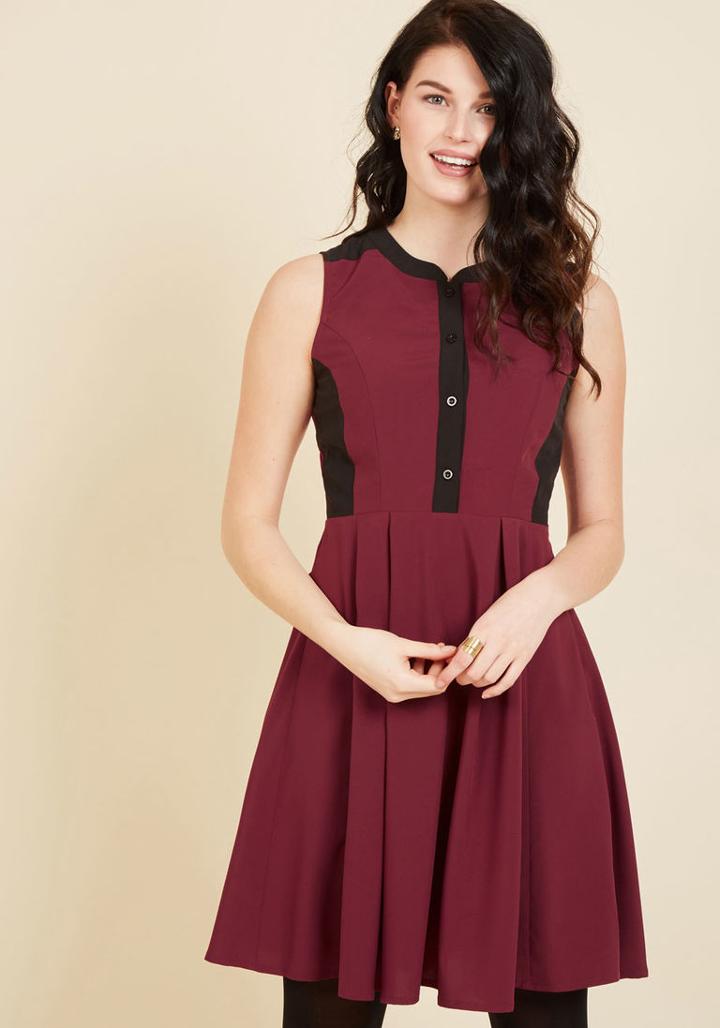 Modcloth Business Over Bianco Shirt Dress In Maroon In 2x