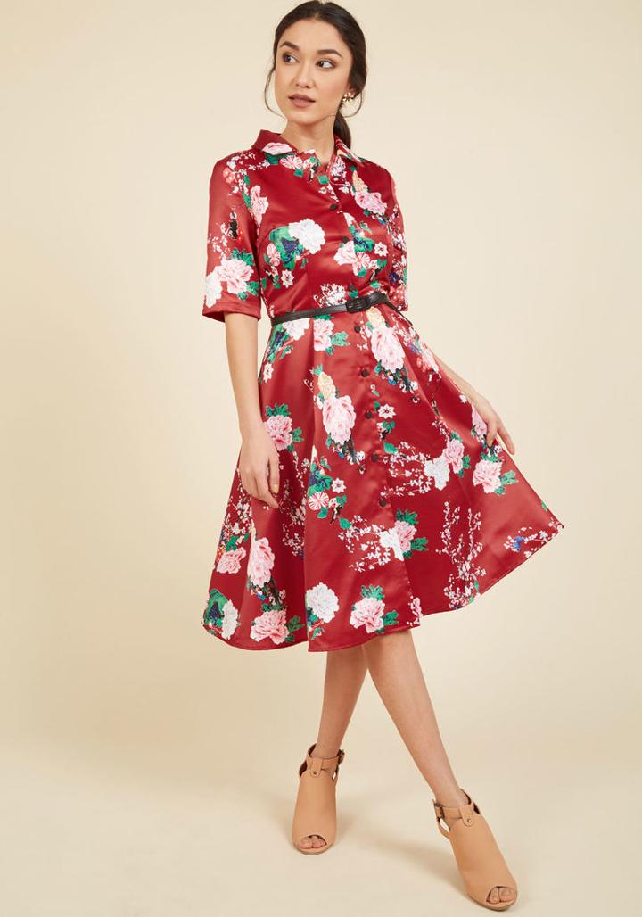 Modcloth Respectfully Retro Midi Dress In Crimson Blossom In L