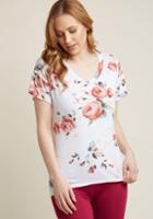 Modcloth Florist's Apprentice Floral T-shirt In Ivory In Xs