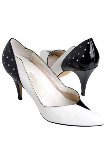 Vintage White Lightning Pumps