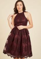 Distinguished Decadence Lace Dress In Wine In Xs