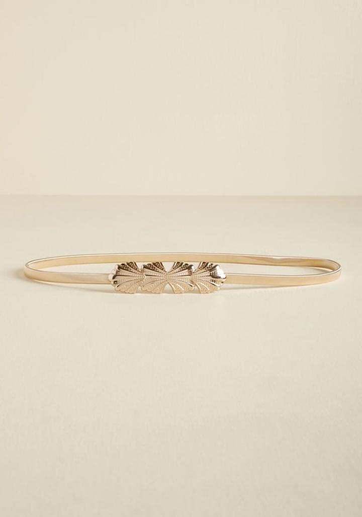 Modcloth Instant Glisten Belt In Gold In Plus