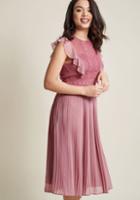 Modcloth Ruffled In Florence Midi Dress In Heirloom In 2x